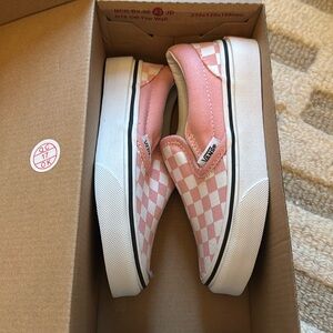 New in box Pink checkered Van Slip-on Size 11